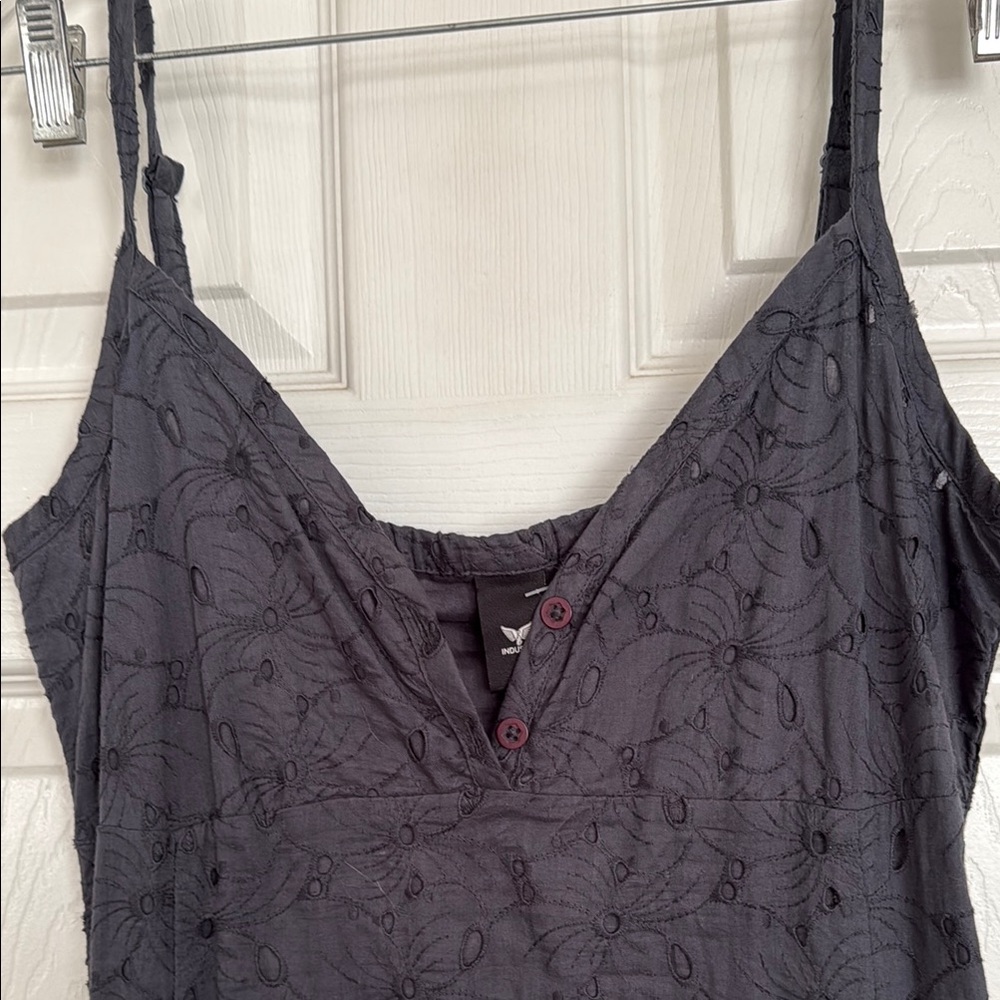 Gray Sleeveless Maxi Sundress with Spaghetti Straps - Picture 5 of 10